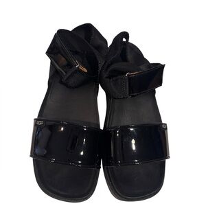 UGG Lennox Patent Leather Ankle Strap Sandals Woman’s Size 8 Black W/ Box EUC